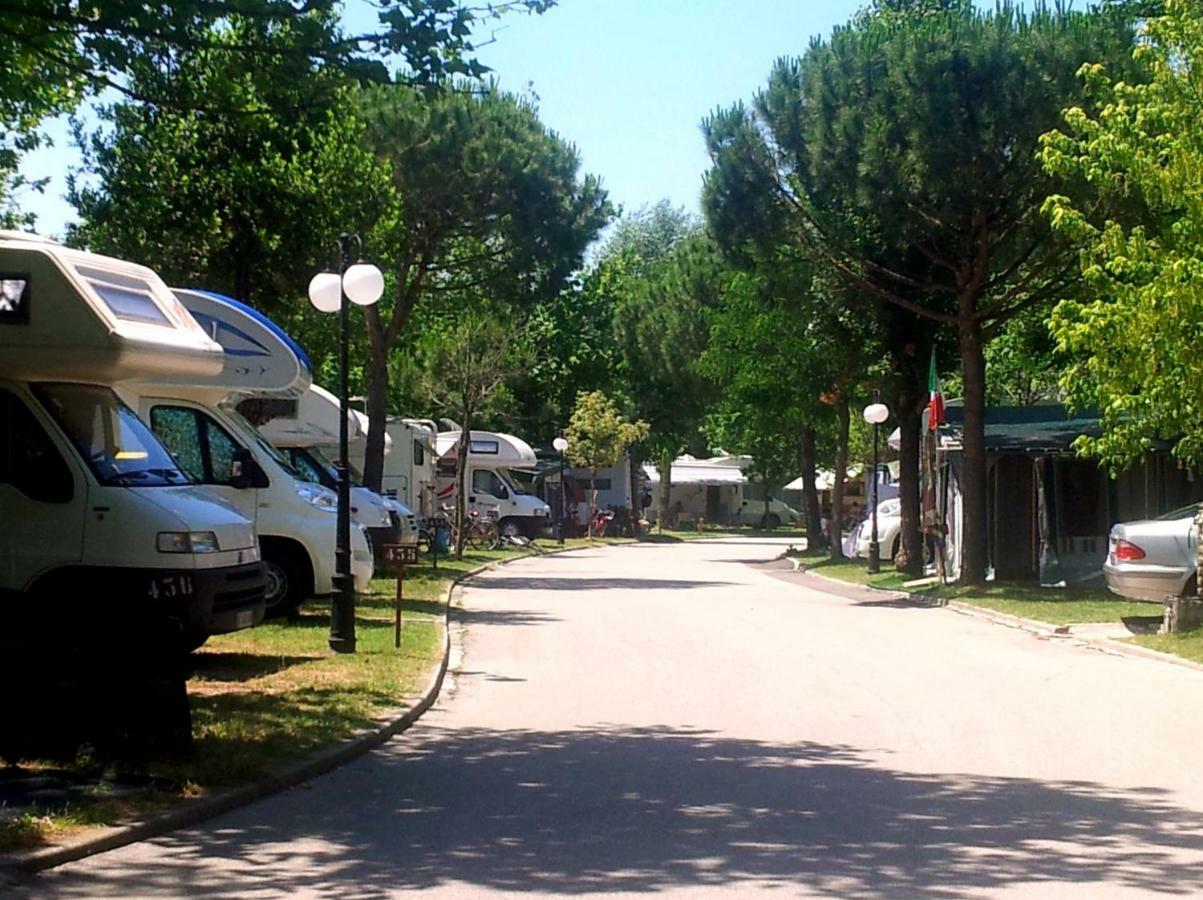 I Tre Moschettieri Camping Village Lido di Pomposa Exterior foto
